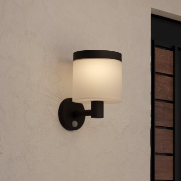 Eglo - Світлодіодний настінний світильник з датчиком на сонячній батареї LED/7,5W/3,7V IP44