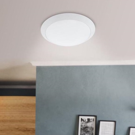 Eglo - Світлодіодний стельовий світильник для ванної кімнати LED/11W/230V білий IP44