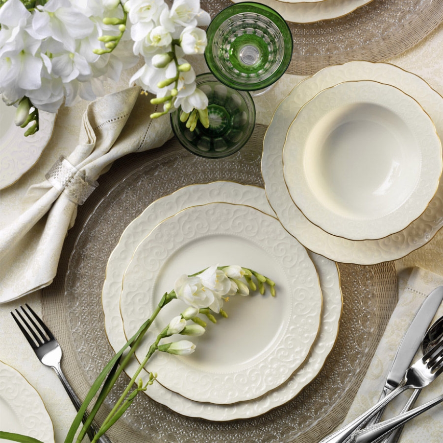 Елегантний столовий сервіз, 24 предмети — білий з золотим декором, фарфор