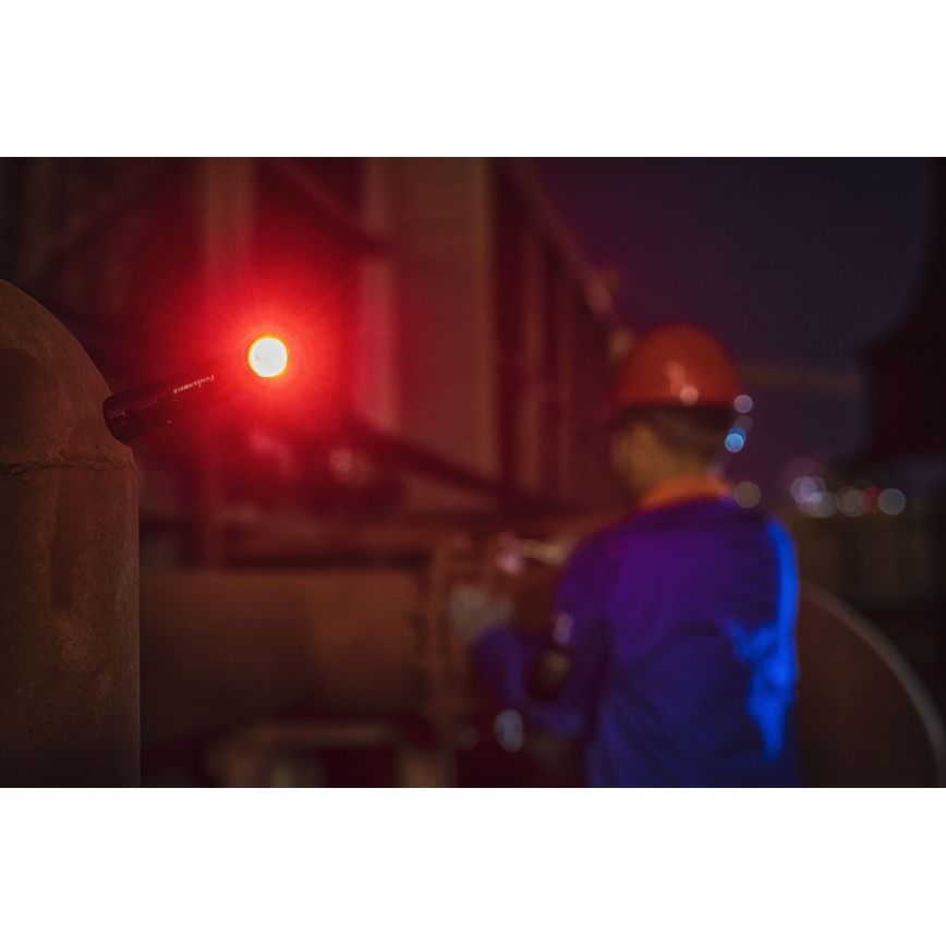 Fenix HM61R - Акумуляторний налобний LED ліхтар 3xLED/2xCR123A IP68