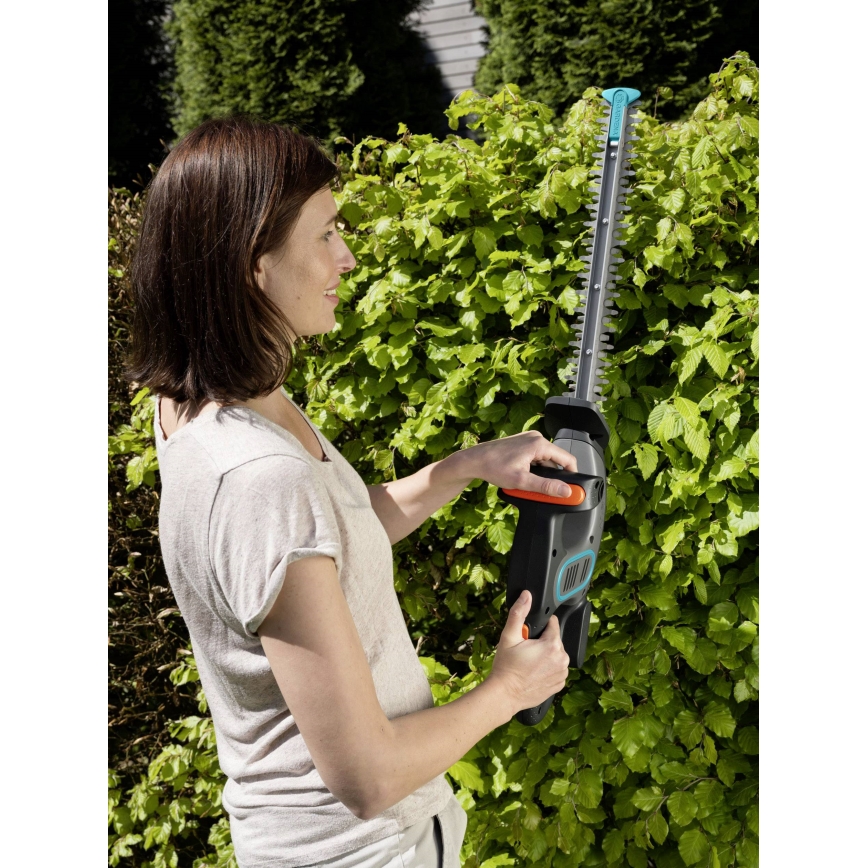 Gardena - Кущоріз акумуляторний EASYCUT 14,4V 2000 MAh