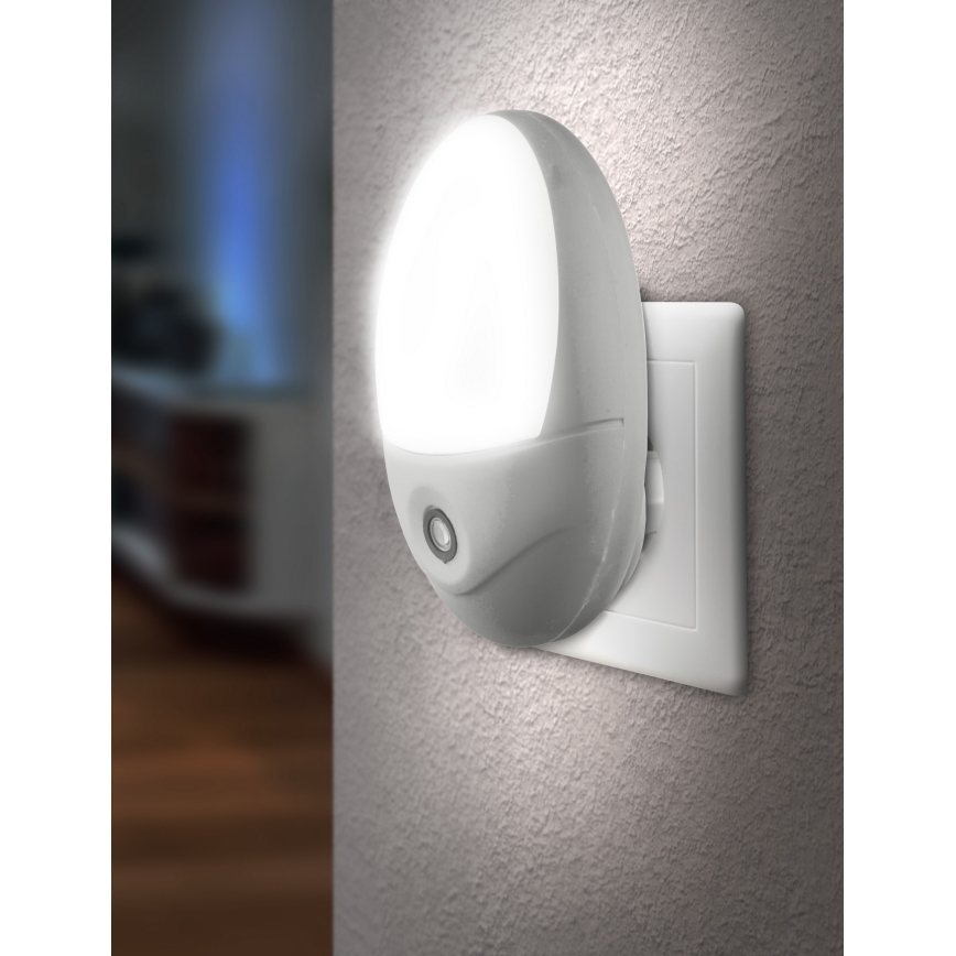 Globo - Светодиодный навигационный светильник в розетку с датчиком 4xLED/0,6W/230V 6500K