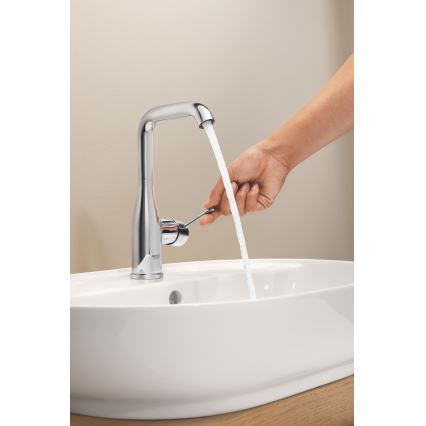GROHE 23541001 - Смеситель для раковины ESSENCE DN 15 полированный хром