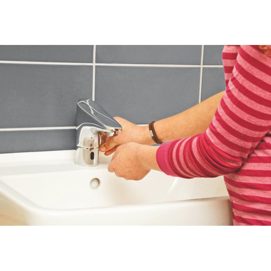 GROHE 36207001 - Электронный смеситель для раковины EUROPLUS E DN 15, полированный хром