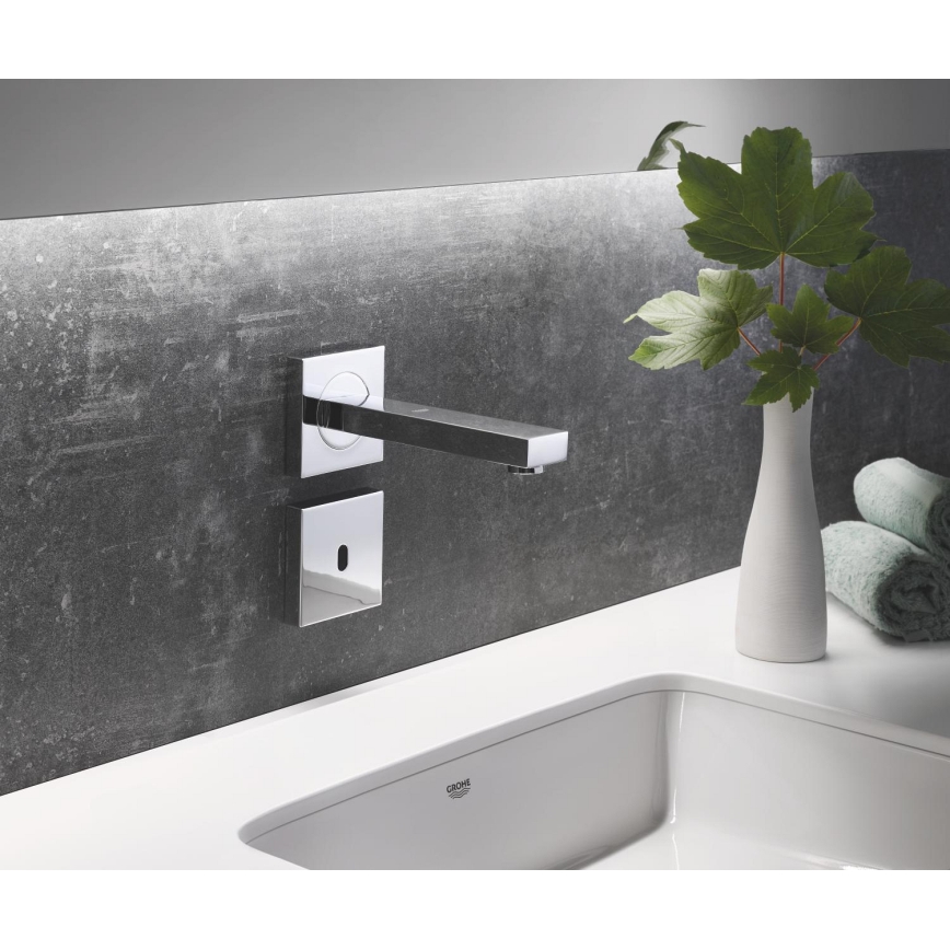 GROHE 36442000 - Инфракрасный электронный смеситель EUROCUBE E, глянцевый хром