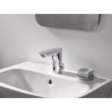 GROHE 36451000 - Электронный смеситель для умывальника BAU COSMOPOLITAN E, полированный хром