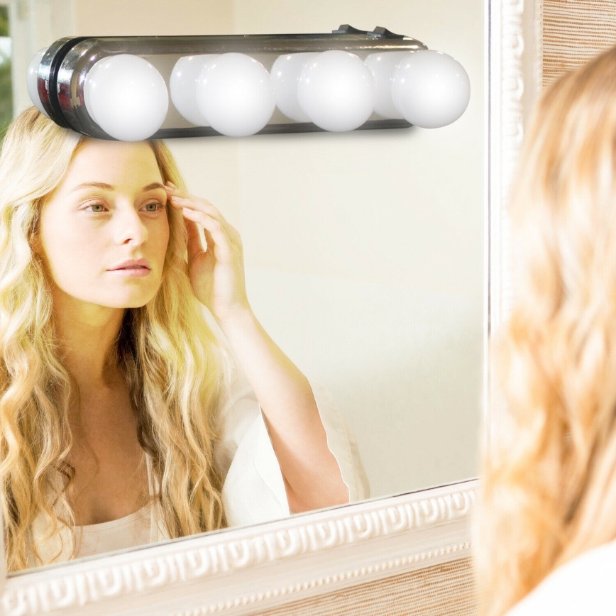Grundig - LED Освітлення дзеркала 4xLED/4xAA