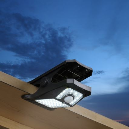 Grundig - Світильник на сонячній батареї з LED, датчиком руху та сутінків CLIP-ON LED/9W/3,7V 1500 mAh IP44