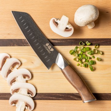 Gudaro - дамасский кухонный нож Santoku TAKUMI 7