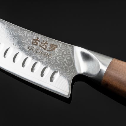 Gudaro - дамасский кухонный нож Santoku TAKUMI 7, 67 слоёв стали, длина 17,5 см, рукоять из ореха