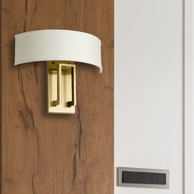 Hinkley - Настінний світильник HAMPTON 2xE14/40W/230V золотий