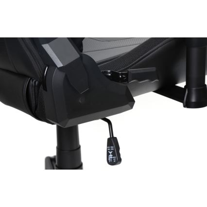 Игровое кресло VARR Lux со светодиодной подсветкой RGB + ДУ, черное