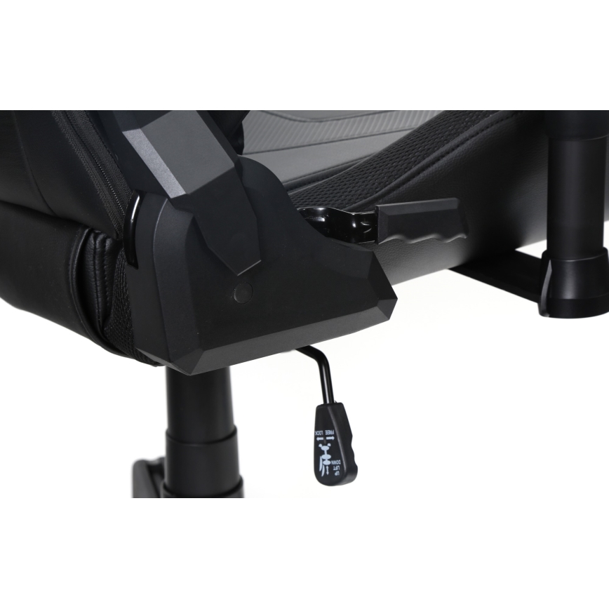 Игровое кресло VARR Lux со светодиодной подсветкой RGB + ДУ, черное