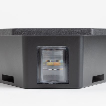 Світлодіодний настінний світильник з датчиком на сонячній батареї LED/2W/5V IP54 1300 mAh