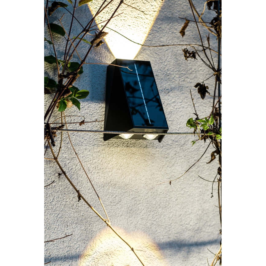 Світильник на сонячних батареях з LED, настінний, з датчиком LED/2Вт/5В IP54 1300 мАг