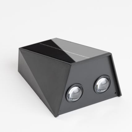Светодиодный настенный светильник на солнечной батарее с датчиком LED/2W/5V IP54 1300 mAh