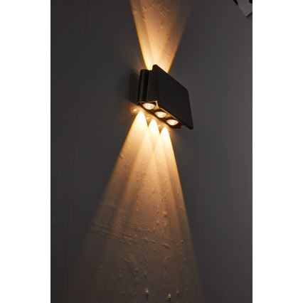 Світлодіодний настінний світильник з датчиком на сонячній батареї LED/2W/5V IP54 1300 mAh