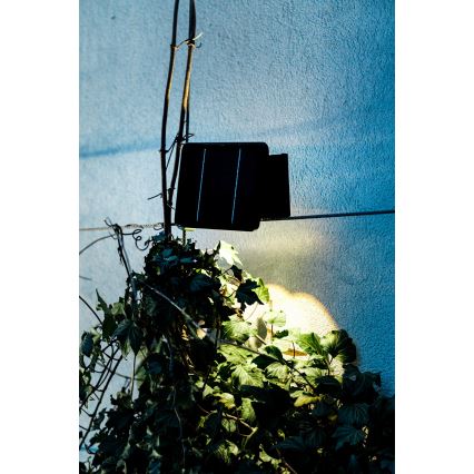 Світлодіодний настінний світильник з датчиком на сонячній батареї LED/2W/5V IP54 1300 mAh