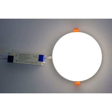 Immax NEO 07109K - LED Вбудований стельовий світильник для ванної з регульованою яскравістю PRACTICO LED/24W/230V Tuya