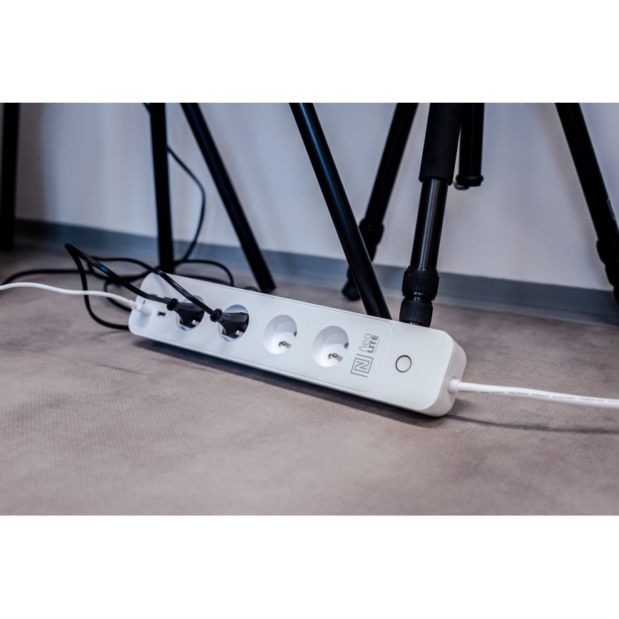Immax NEO 07707L - Подовжувач NEO LITE Smart 4AC + 4USB Wi-Fi Tuya 1,5 м
