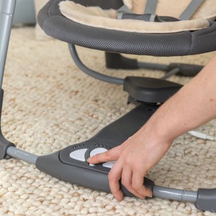 Ingenuity - Дитяче вібруюче крісло-гойдалка з музикою EVERY SEASON 3xC сірий