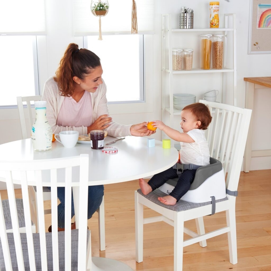 Ingenuity - Стільчик-бустер для годування 2в1 SMARTCLEAN TODDLER сірий