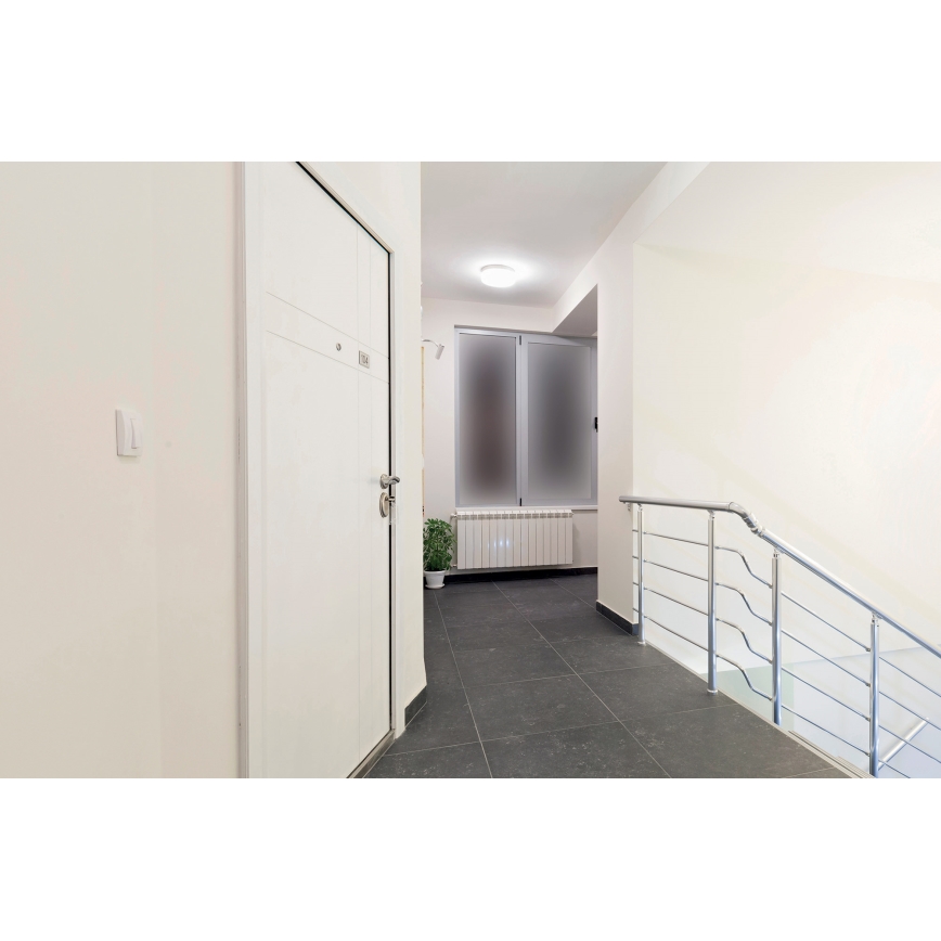 Світлодіодний світильник для ванної кімнати з датчиком STIVI LED/24W/230V IP65