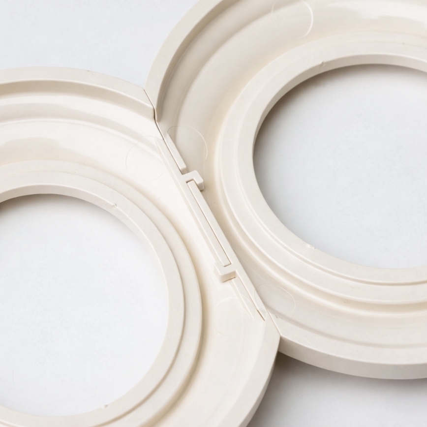 Kliklap - центральная ретро-рамка, бежевого цвета