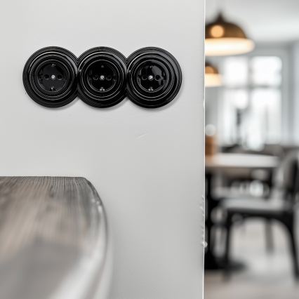 Kliklap - Потрійна побутова ретро-розетка з рамкою SCHUKO 230V чорна