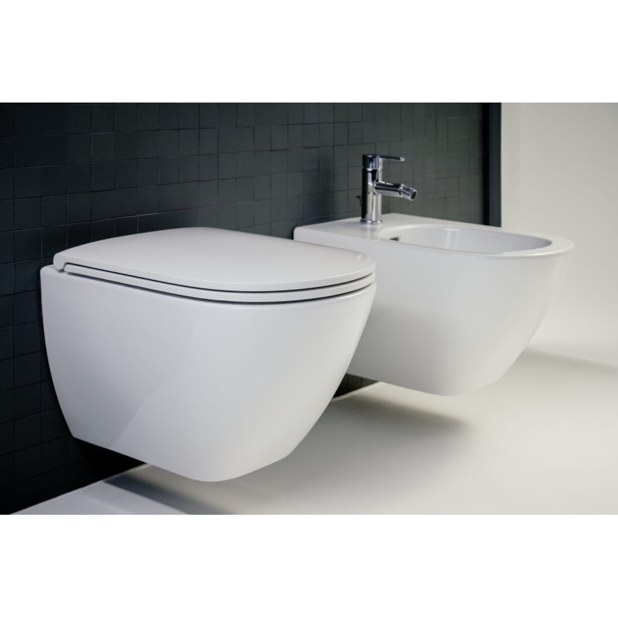 LAUFEN H8200800000001 - Подвесной унитаз LUA керамика/белый