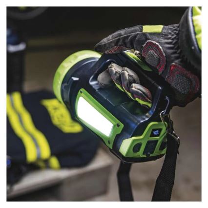 Светодиодный аккумуляторный фонарь LED/3,7V IP44 850 лм 8000 мАч