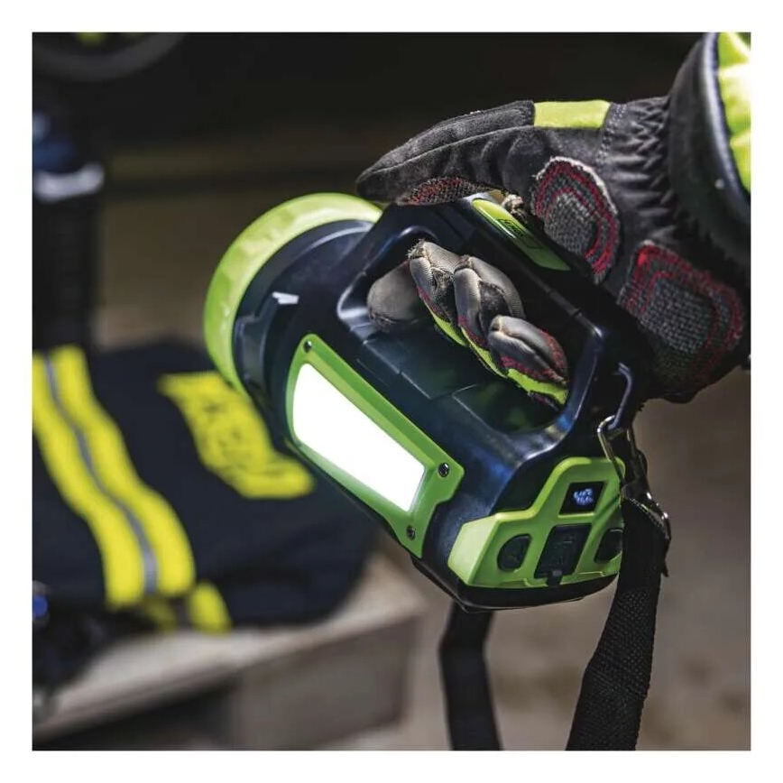 Светодиодный аккумуляторный фонарь LED/3,7V IP44 850 лм 8000 мАч