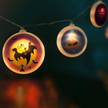 LED Декоративна гірлянда HALLOWEEN 10xLED/2xAA 1,35м круги