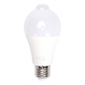 LED-лампа с датчиком движения и сумерек A60 E27/6W/230V 6500K - Aigostar