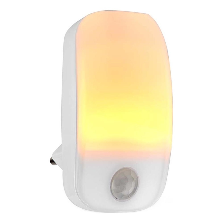 LED Навігаційний світильник з датчиком руху та освітленості в розетку LED/0,55W/230V білий