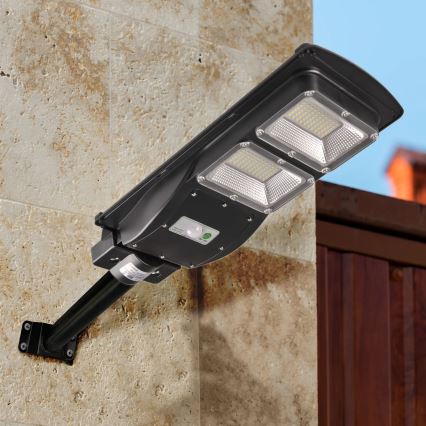 LED Прожектор з датчиком на сонячній батареї STREET 2xLED/6W/3,2V IP65 + ДК
