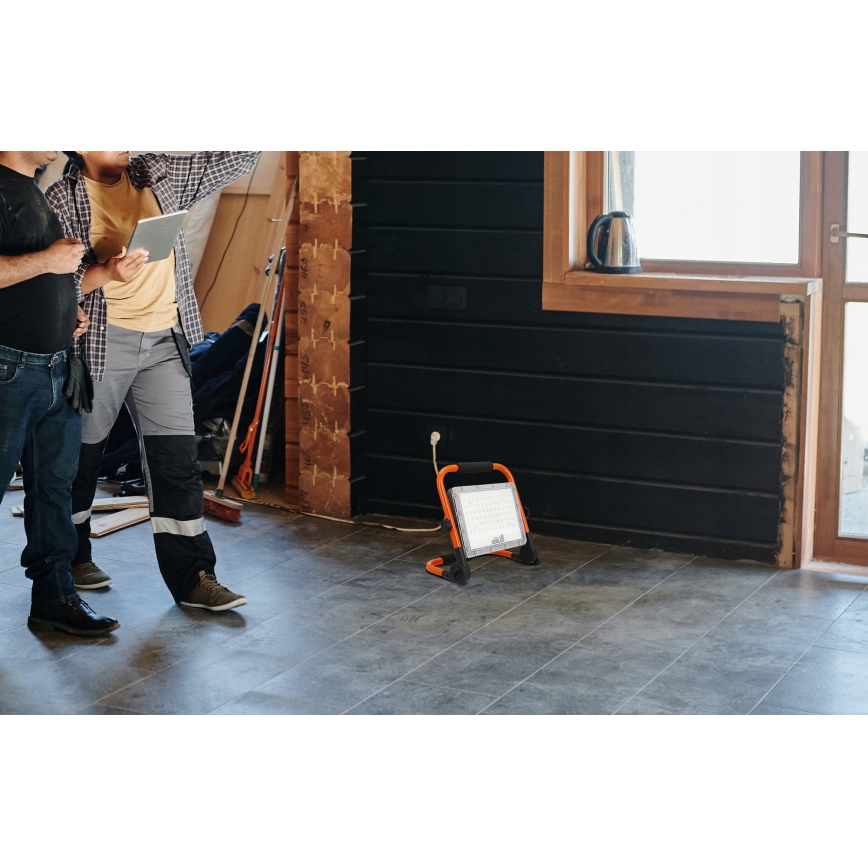 LED-прожектор зі штативом LED/100W/230V 4500K IP65 помаранчевий