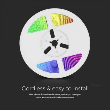 LED RGB стрічка з регулюванням яскравості на сонячній батареї LED/1,2W/3,7V IP67 5 м + пульт дистанційного керування
