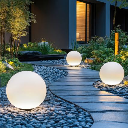 LED RGBW диммируемый солнечный садовый светильник GARDEN BALL LED/5W/3,7V 3000K IP54 2200 mAh диаметр 40 см + пульт дистанционного управления