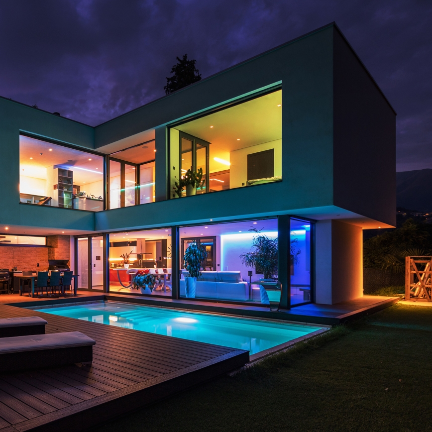 Світлодіодна RGBW стрічка для ванної кімнати, регульована, LED/7,5 Вт/12 В IP65, 3 м, Wi-Fi Tuya