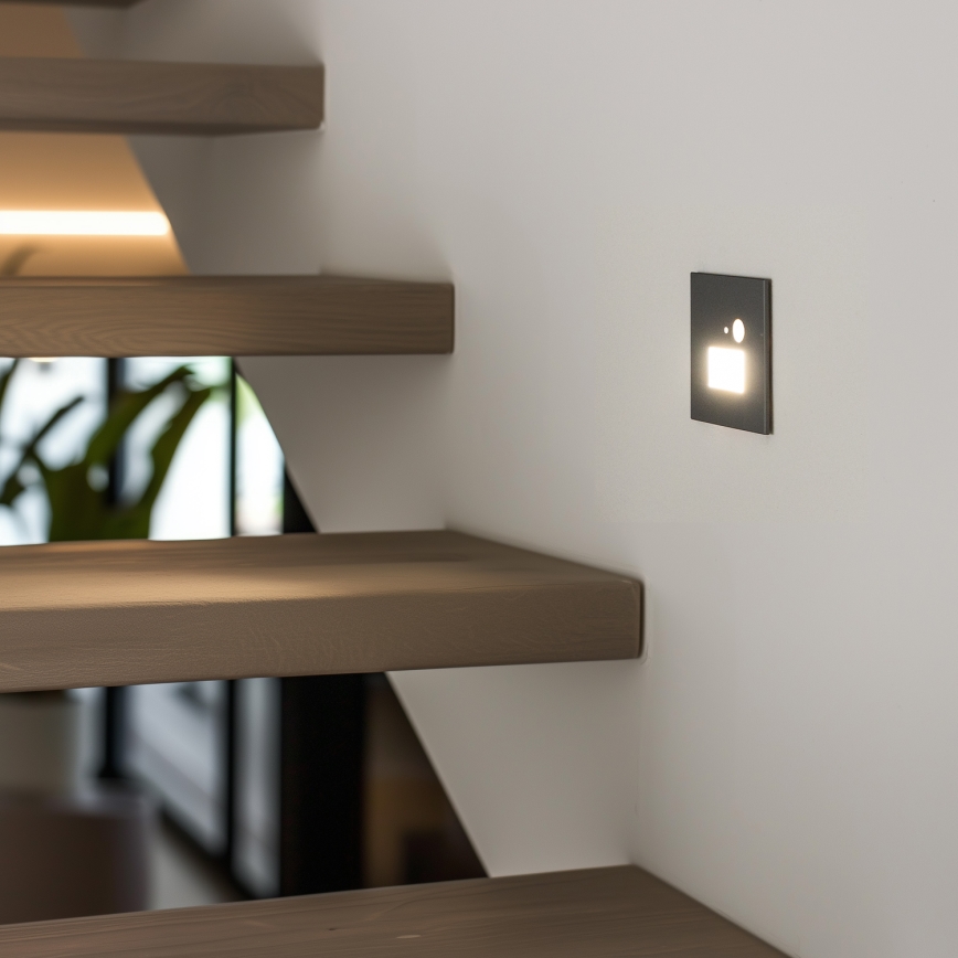 Світлодіодний світильник для сходів з датчиком руху та сутінків LED/1,5W/230V 3000/4000/6000K сріблястий