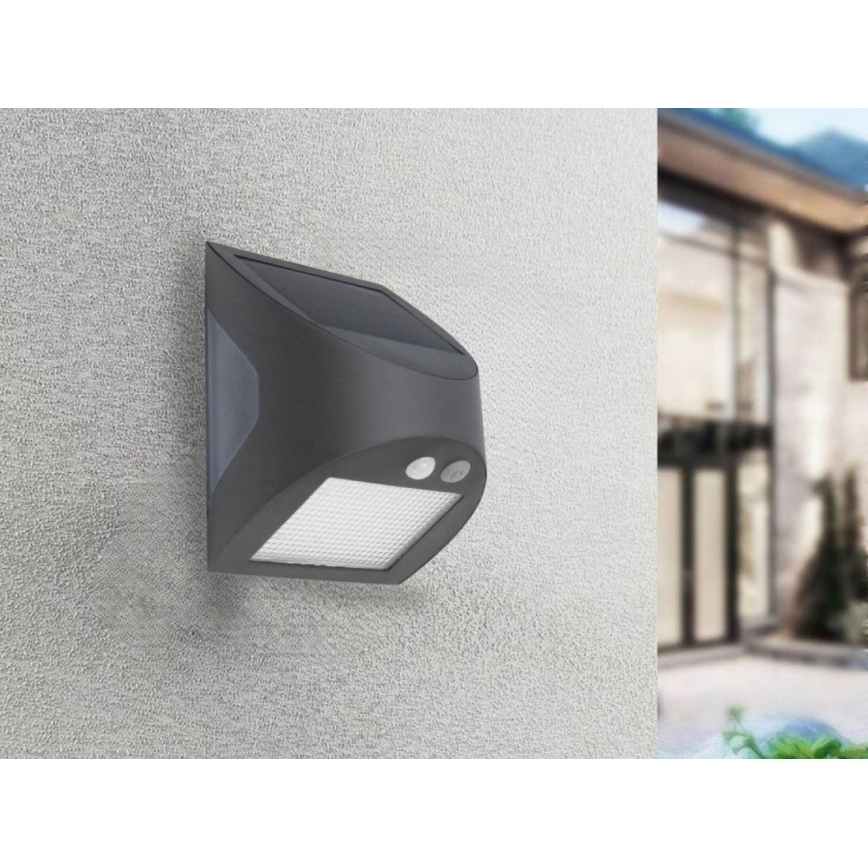 Светодиодный солнечный настенный светильник с датчиком LED/3W/3,7V 3000/4000K 1200 mAh IP54 антрацит