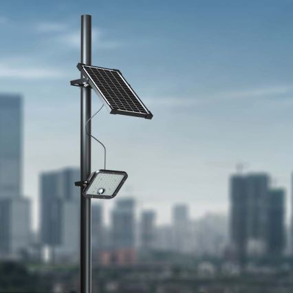 Світлодіодний сонячний прожектор із сенсором LED/30W/6,4V 4000K 6000 мАг + дистанційне керування