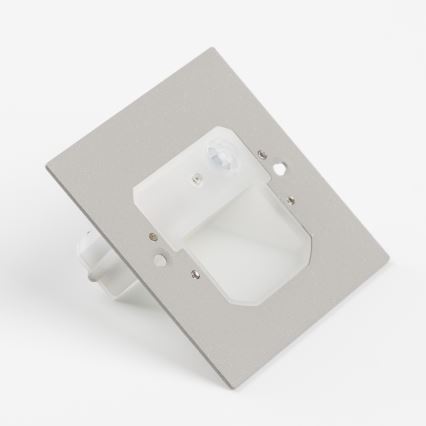 LED сходовий світильник з датчиком руху та датчиком сутінків LED/1,5W/230V 3000/4000/6000K білий