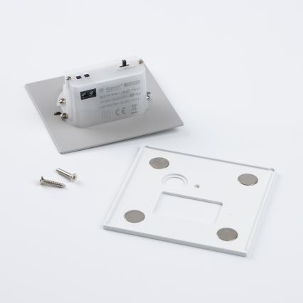 LED сходовий світильник з датчиком руху та датчиком сутінків LED/1,5W/230V 3000/4000/6000K білий