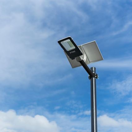 LED Вулична лампа з регулюванням яскравості гібридна на сонячній батареї LED/50W/230V 4000K IP65 50000 mAh + пульт дистанційного керування