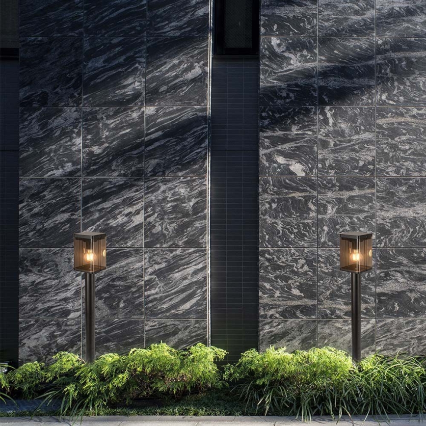 Світлодіодна зовнішня сонячна лампа з датчиком LED/2,5 Вт/3,7 В 3000K IP54 2000 мАг чорна