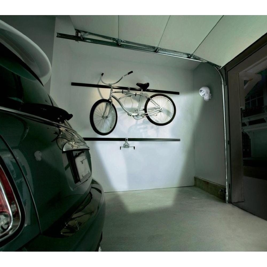 Ledvance -LED Вуличний навігаційний світильник з датчиком SPYLUX LED/0,3W/3xAA IP43