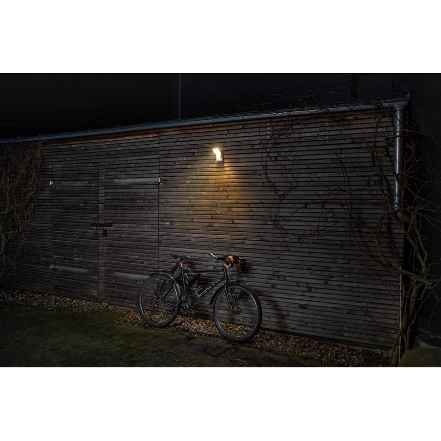 Ledvance - LED Вуличний настінний світильник з датчиком SPOT LED/8W/230V IP55 білий