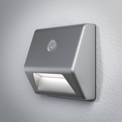 Ledvance - Светодиодный лестничный светильник с датчиком NIGHTLUX LED/0,25W/3хAAA IP54